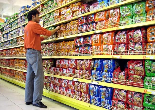 方便食品進(jìn)入熱銷(xiāo)時(shí)期，供不應(yīng)求狀況持續(xù)